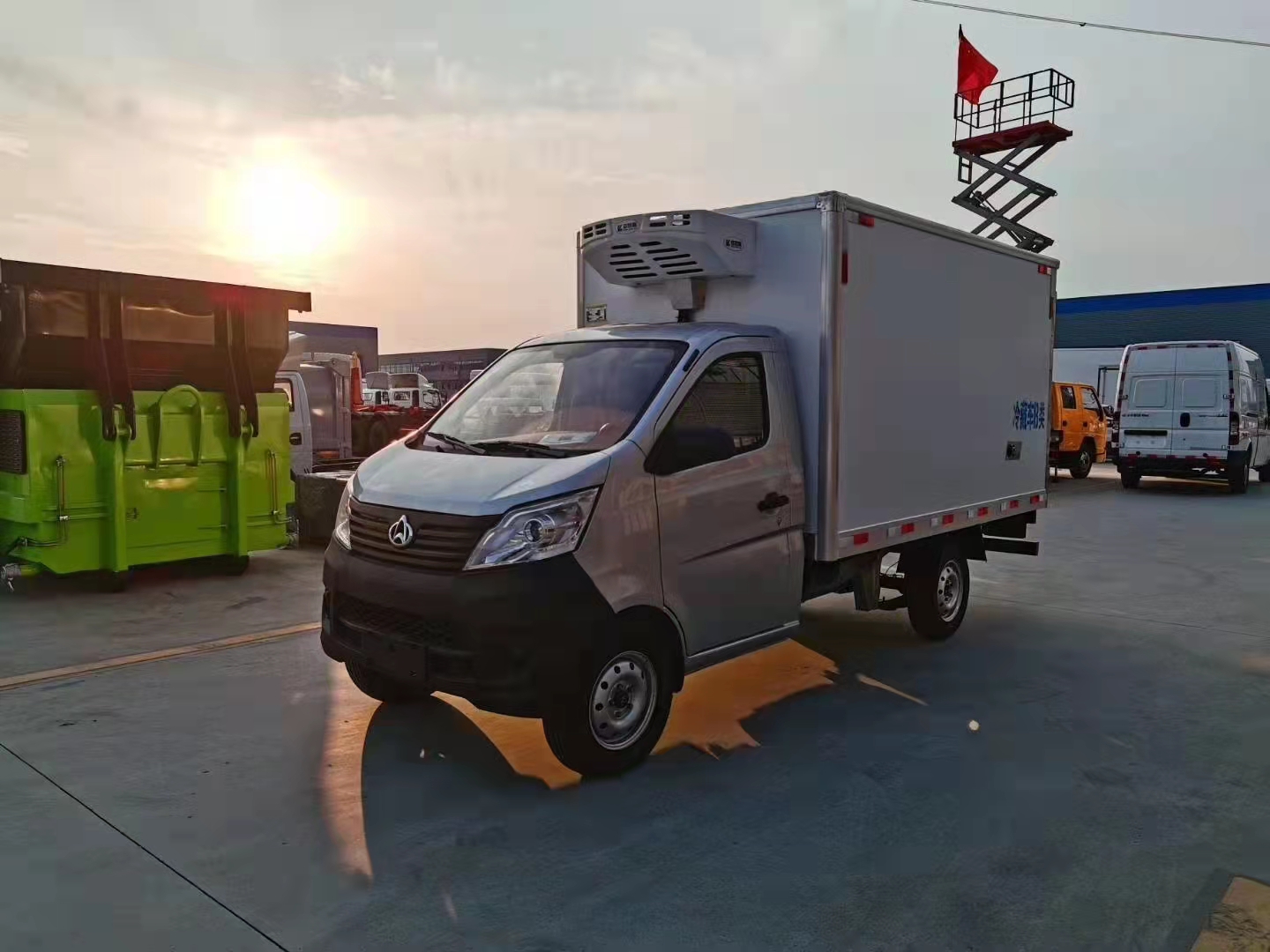 國六長安2.9米冷藏車